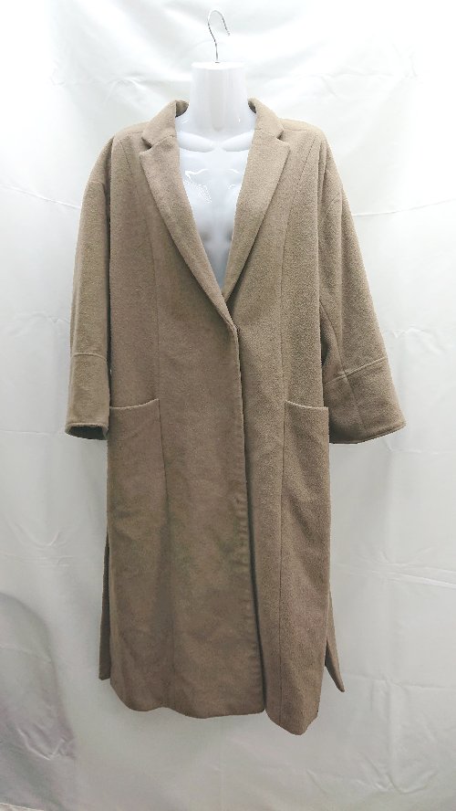 ◇ URBAN RESEARCH アーバンリサーチ スナップボタン 無地 コットン混 長袖 コート サイズF カーキ メンズ E 【中古】管理番号130206003754520241116ベースW/OM付属品無素材画像参照色カーキサイズサイズF梱包サイズ3宅急便運賃一覧表はこちらをクリック採寸サイズ着丈：約111cm　肩幅：約56cm　身幅：約58cm　袖丈：約45cmサイズガイドはこちらをクリックコンディションレベルBコンディション詳細はこちらをクリックコンディション詳細商品状態、状態の目安につきまして、あくまでも弊社基準による目安となっております。リユース品の特性上、大小様々なダメージが発生しており、全ての商品の全てのダメージ詳細を記載する事が難しい為、目安として記載をさせていただいております。二次流通品のご理解、ご納得を頂いた上、ご購入をお願い致します。