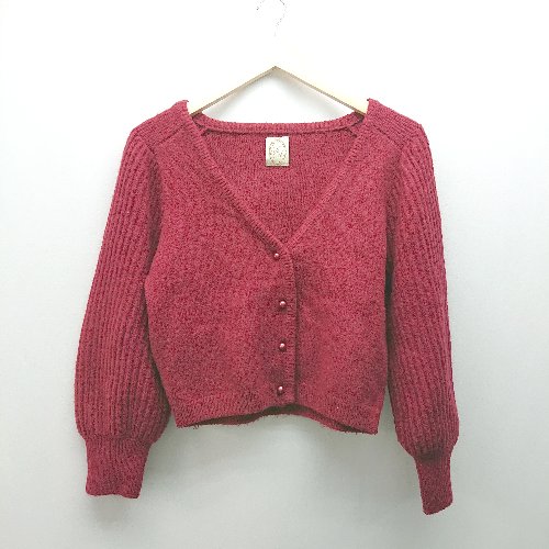 ◇ フィント ボリューム袖 きれいめ フロントボタン かわいい 長袖 ニット サイズF レッド レディース E 【中古】 ◇ フィント ボリューム袖 きれいめ フロントボタン かわいい 長袖 ニット サイズF レッド レディース E 【中古】