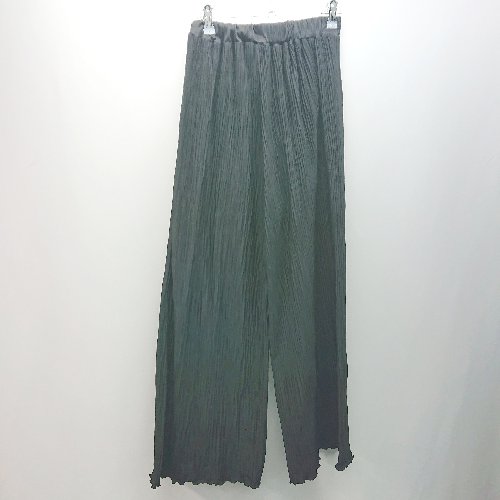 ◇ BONLECILL ボンルシール ウエストゴム 裏地 ストレッチ シンプル 薄手 パンツ サイズF ブラック系 レディース E 【中古】 ◇ BONLECILL ボンルシール ウエストゴム 裏地 ストレッチ シンプル 薄手 パンツ サイズF ブラック系 レディース E 【中古】