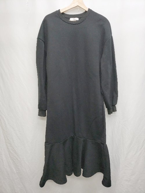 ◇ ⊇ fifth フィフス 裏起毛 長袖 膝下丈 フレア ワンピース サイズM ブラック レディース P 【中古】
