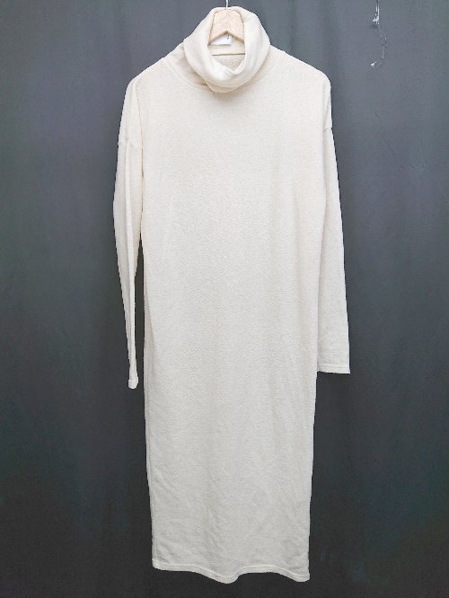 ◇ ⊇ KBF URBAN RESEARCH タートルネック　スリット 長袖 ロング ニット　ワンピース サイズOne アイボ..