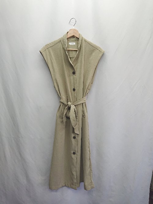 ◇ ⊂ ap retro アプレトロ ノースリーブ サイズF ベージュ系 レディース E 【中古】