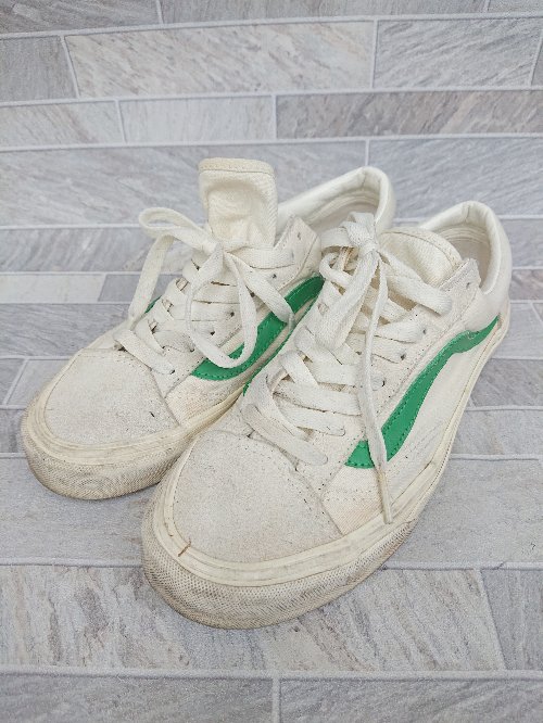◇ Θ VANS ヴァンズ　オールドスクール スニーカー　シューズ サイズ24.5cm アイボリー　グリーン レディース P 【中古】
