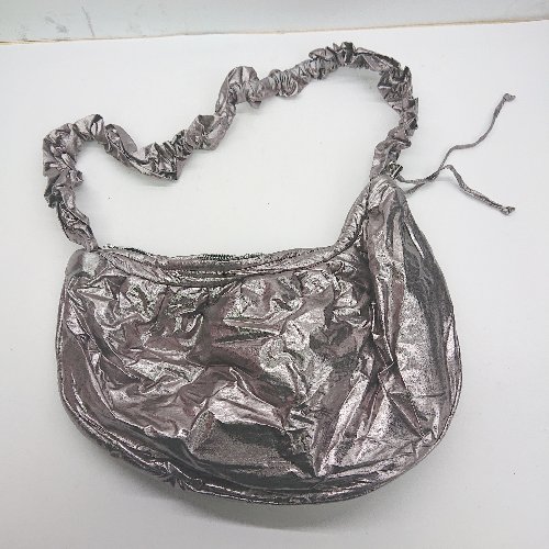◇ Θ fredy emue フレディ エミュ ショルダーバッグ ブラックゴールド系 レディース E 【中古】