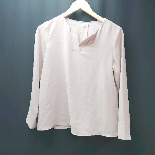 ◇ Natural Beauty Basic シンプル オフィスカジュアル さらさら生地 長袖 カットソー サイズM ライトピンク レディース E 【中古】