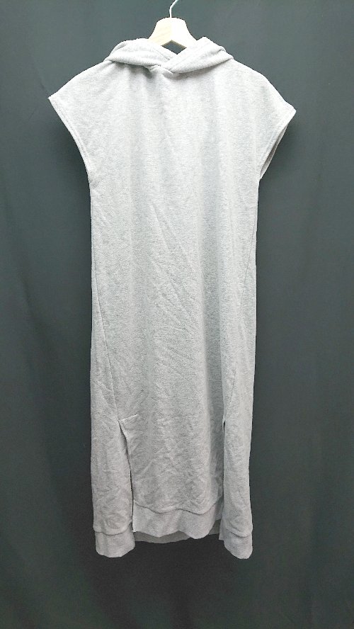 ◇ OSMOSIS オズモーシス フード スリット シンプル ノースリーブ ロング丈 ワンピース サイズONE グレー レディース E 【中古】
