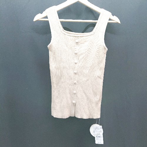 ◇ ◎ ●未使用● earth music&ecology スクエアネック リブ生地 タンクトップ サイズM ベージュ レディー..