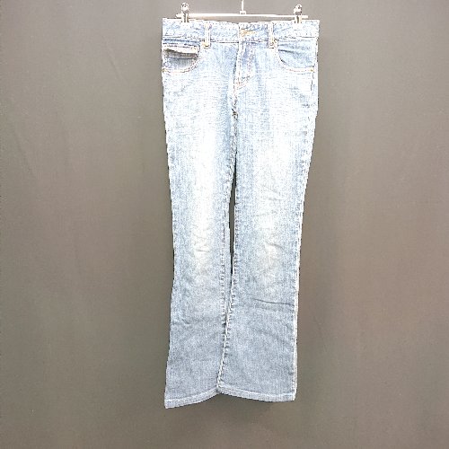 ◇ VICKY COUTURE デニム きれいめ シンプル カジュアル かわいい フレアパンツ サイズ2 ブルー レディース E 【中古】 ◇ VICKY COUTURE デニム きれいめ シンプル カジュアル かわいい フレアパンツ サイズ2 ブルー レディース E 【中古】