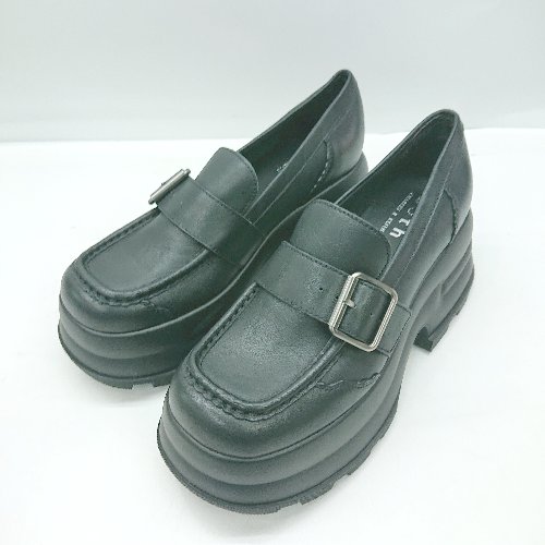 ◇ Θ CHARLES & KEITH チャールズ&キース 厚底 ローファー サイズ24.5 ブラック レディース E 【中古】 ◇ Θ CHARLES & KEITH チャールズ&キース 厚底 ローファー サイズ24.5 ブラック レディース E 【中古】