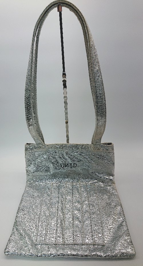 完売品！UN3D.アンスリード＊2WAY FOLD WIDE BAG シルバー