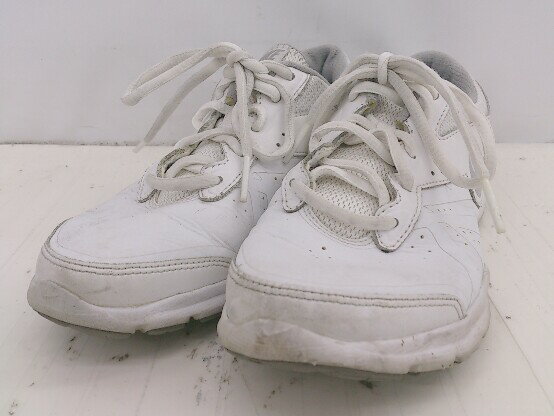 ◇ NIKE ナイキ ウィメンズ コアモーション TR2 749179-100 スニーカー シューズ サイズ22.5cm ホワイト レディース E 【中古】