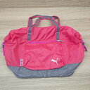◇ 美品 PUMA スポーツ 旅行 大用量 畳める メッセンジャー スタイリスト レジャーバッグ マゼンタ レッド系 レディース E 【中古】