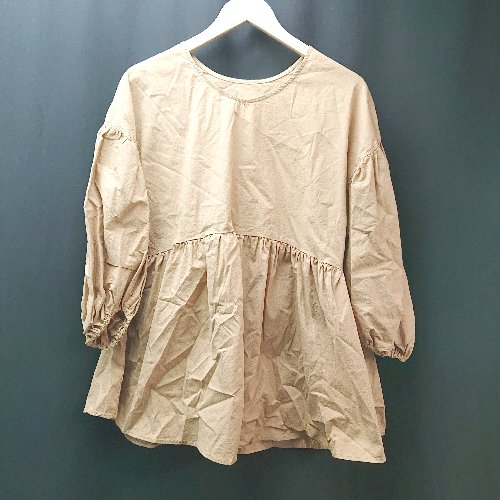 ◇ Deux Amour カジュアル パフすり ギャザー 七分袖 チュニック サイズM-L キャメル レディース E 【中古】 ◇ Deux Amour カジュアル パフすり ギャザー 七分袖 チュニック サイズM-L キャメル レディース E 【中古】