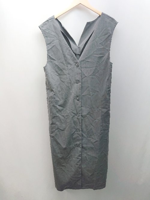 ◇ w closet ダブルクローゼット Vネック ボタン 薄手 ノースリーブ ひざ丈 ワンピース サイズF グレー レディース E 【中古】