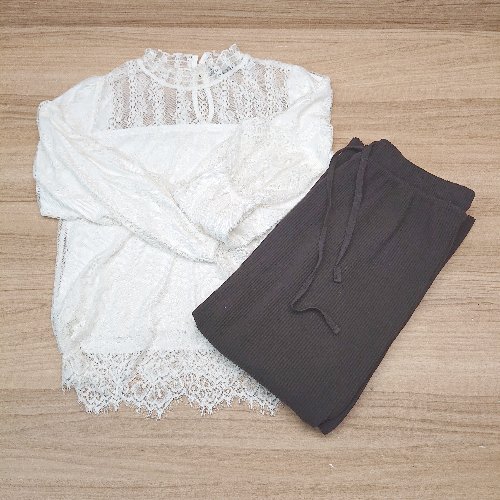 ◇ 《 w closet ダブルクローゼット まとめ売り2点セット サイズF スカート トップス レディース 》 E 【中古】