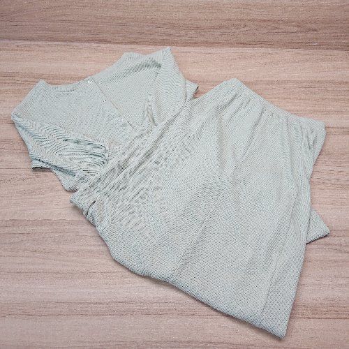 ◇ apres jour ワッフル生地 ウエストゴム スナップボタン ロング丈 セットアップ 上下 サイズF グリーン レディース E 【中古】 ◇ apres jour ワッフル生地 ウエストゴム スナップボタン ロング丈 セットアップ 上下 サイズF グリーン レディース E 【中古】