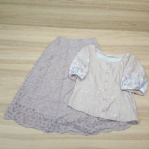 ◇ 《 WILLSELECTION まとめ売り2点セット サイズS/M 綺麗め 上品 大人 ブラウス（M） スカート（S） レディース 》 E 【中古】