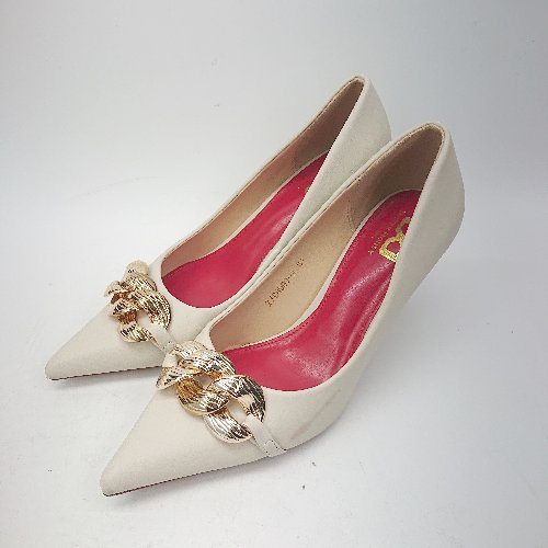 ◇ ⊂ BitterHoney ビターハニー パンプス サイズ37 ベージュ レディース E 【中古】