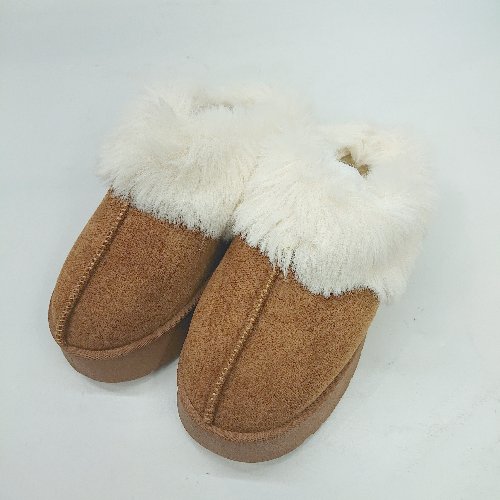 ◇ ⊇ ノーブランド 厚底ファーサンダル サイズM ブラウン系 レディース E 【中古】