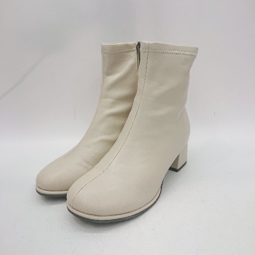 ■ ⊇ a.v.v アー ヴェ ヴェ ショート ブーツ サイズM ベージュ系 レディース E 【中古】