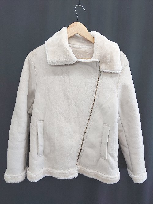 ■ ⊇ OZOC　オゾック ムートン 長袖 