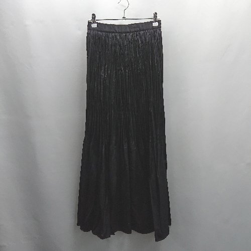◇ Θ PAGEBOY ページボーイ ウエストゴム 光沢感 裏地あり ロング フレアー スカート サイズF ブラック レディース E 【中古】