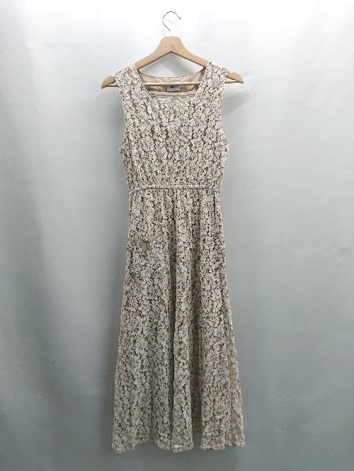 花柄レースブルーワンピース レベッカブティック ホワイト×ブルー花柄ミディアムドレス/山崎みどり - カラードレス