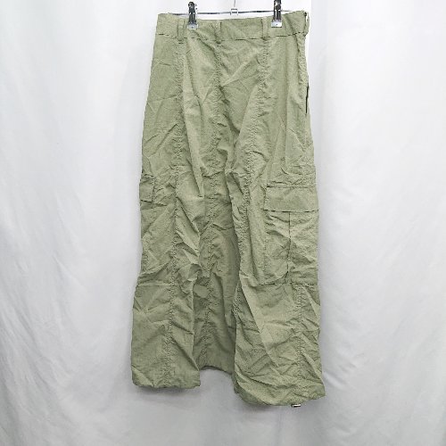フクワウチの◇ ⊂ RAY CASSINレイカズン ナイロン生地 ロング フレア スカート サイズF グリーン系 レディース E 【中古】｜アングル3