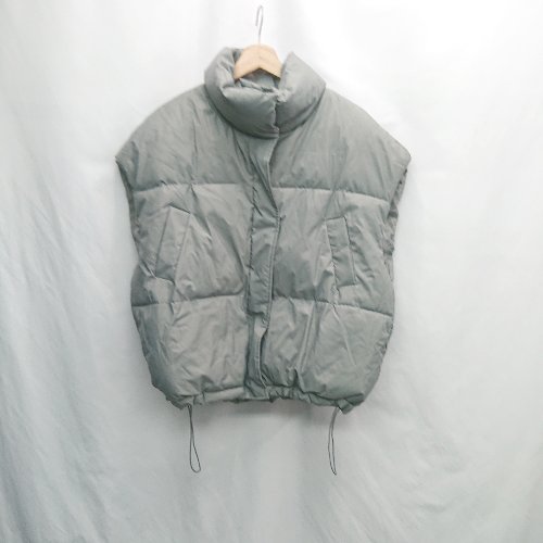 ◇ ⊆ INOLVE カジュアル ベーシック 無 ダウンベスト サイズF グレー系 レディース E 【中古】 ◇ ⊆ INOLVE カジュアル ベーシック 無 ダウンベスト サイズF グレー系 レディース E 【中古】
