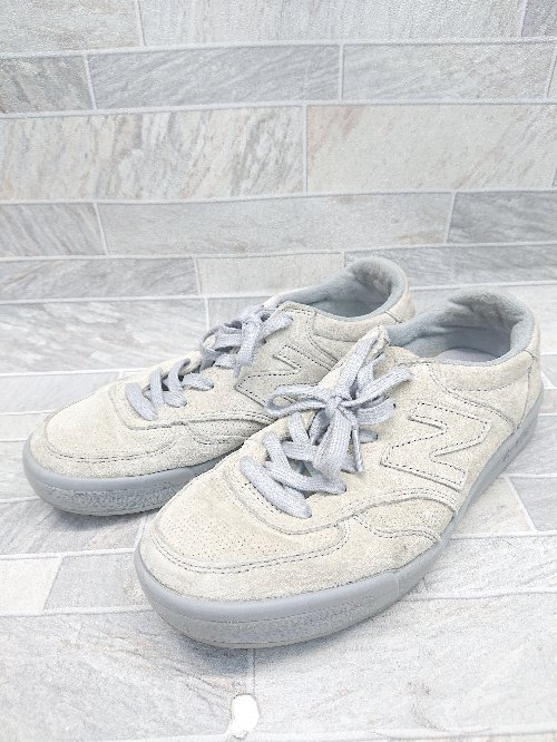 ◇ Θ NEW BALANCE ニューバランス スニーカー シューズ サイズ24.0cm ライトグレー系 レディース E 【中古】