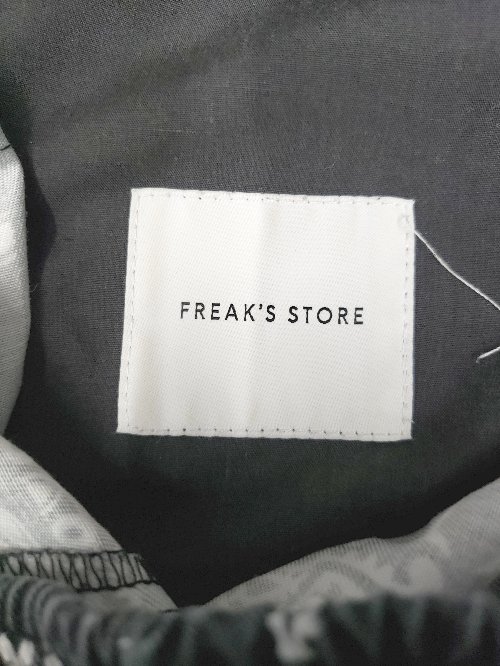 ◇ ⊂ FREAK'S STORE フリークスストア ペイズリー柄 ハーフパンツ サイズS ブラック メンズ E 【中古】