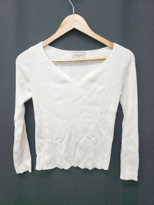 ◇ Θ UNITED ARROWS ユナイテッドアローズ Vネック 長袖 ニット カットソー ホワイト レディース E 【中古】