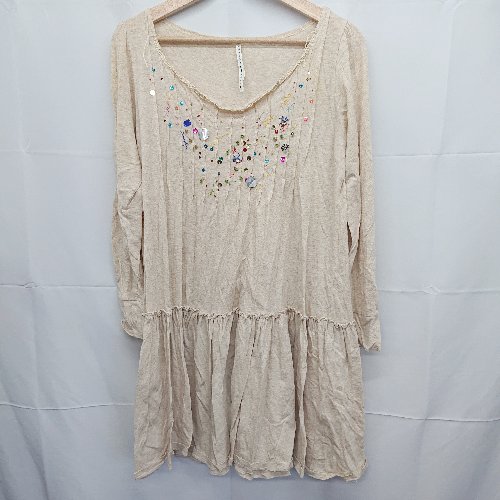 ◇ Θ SUNAOKUWAHARA ビーズ スパンコール 長袖 チュニック サイズM ベージュ レディース E 【中古】