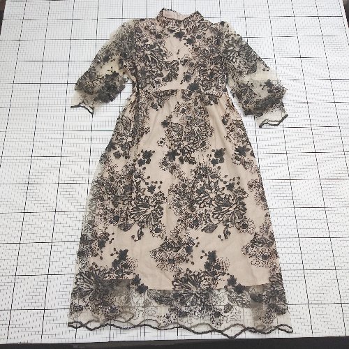 ◇ ⊂ スマイルオーキッド スパンコール 長袖 ロング スパンコールシアーワンピース サイズL ベージュ系 レディース E 【中古】