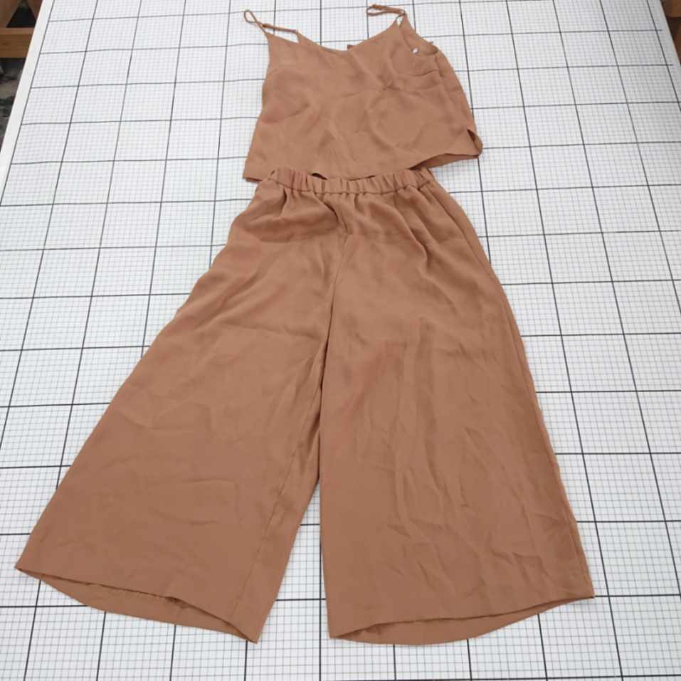 ◇ ⊂ COCODEAL ココディール ガウチョ キャミソール パンツ セットアップ 上下 サイズ2 ブラウン系 レディース E 【中古】