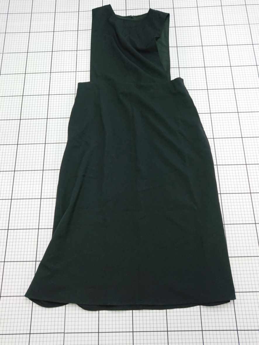 ◇ ⊇ I.T.'S. international ワンピース ブラック系 M レディース E 【中古】