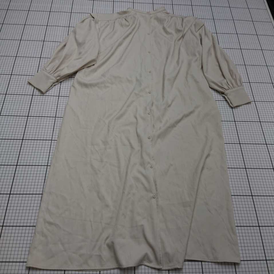 ◇ ⊇ ECRIRE シンプル 長袖 膝下丈 ワンピース サイズM ホワイト系 レディース E 【中古】