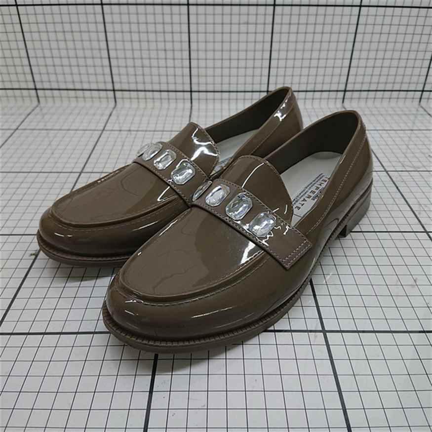 ◇ Θ 【テンパレイト TEMPERATE】ビジュー付きローファー レインシューズ パテント ベージュ系 40（25.5..