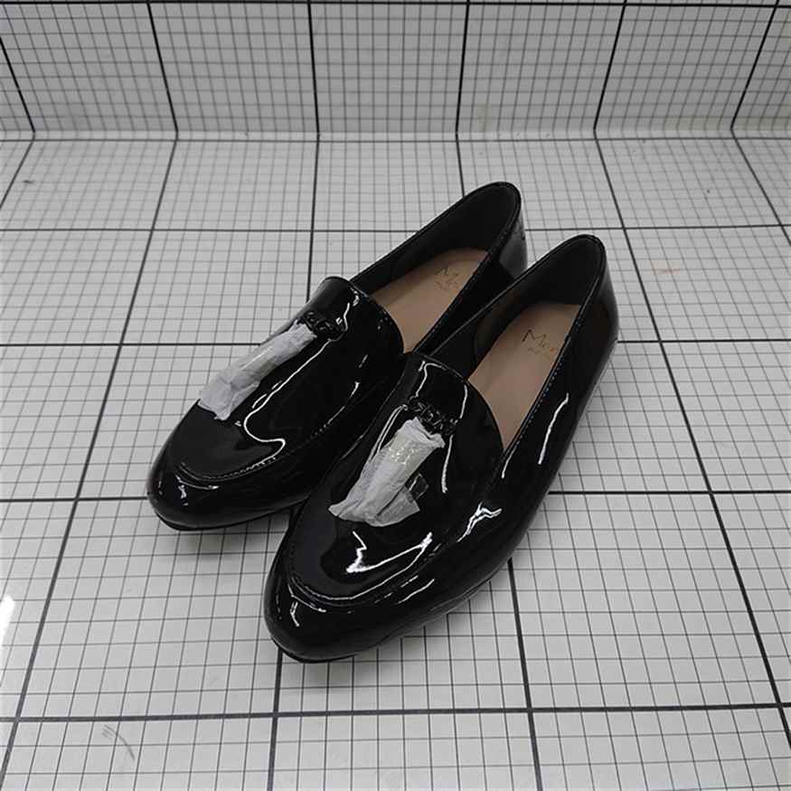 ◇ Θ 【メヌエ Menué】ローファー タッセル付き エナメル調 ブラック系 Sサイズ レディース レディース E 【中古】