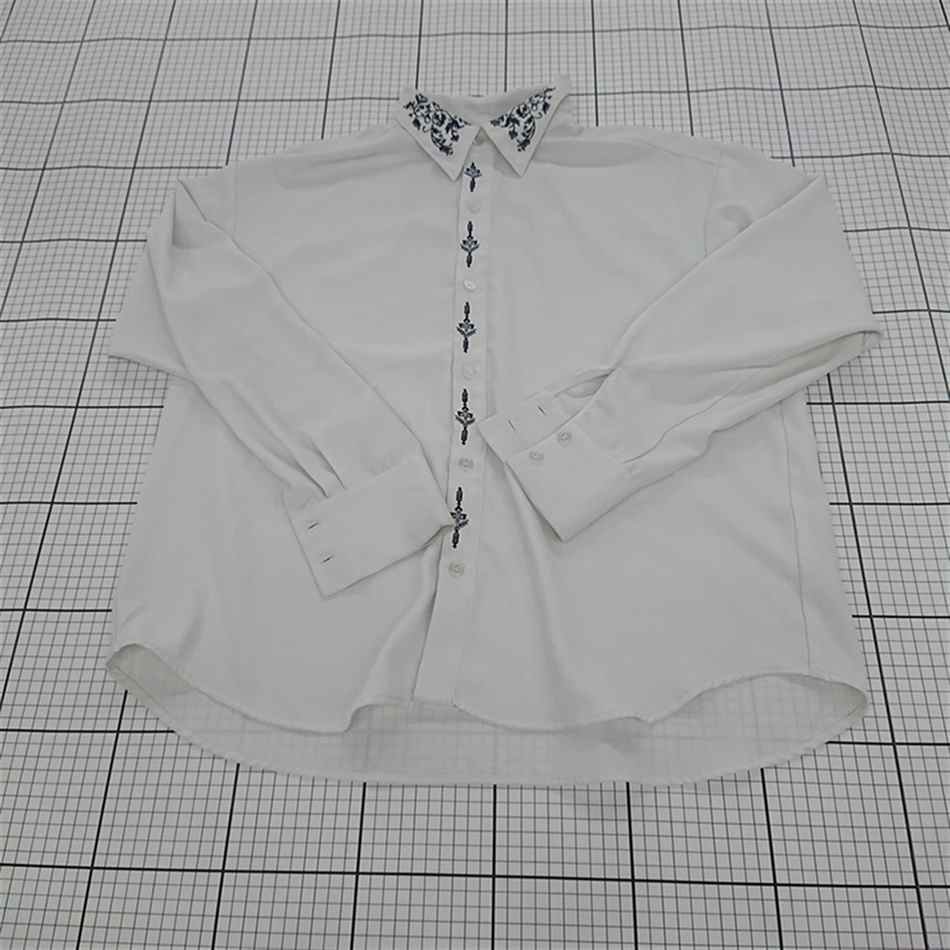 ◇ ⊇ 【エルノロゼット Ellno Loset】ホワイト系 刺繍デザインシャツ Mサイズ ポリエステル E 【中古】