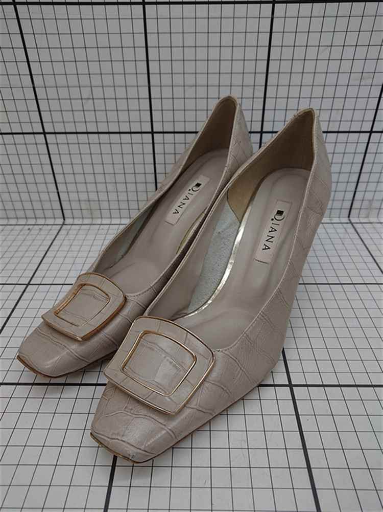 ◇ Θ 【ダイアナ】ス