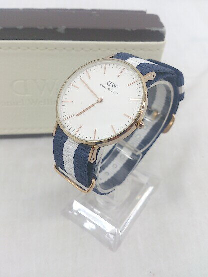 ◇ ◎ Daniel Wellington クォーツ式 2針 アナログ 腕時計 ウォッチ ネイビー ホワイト サイズ レディース メンズ E 【中古】