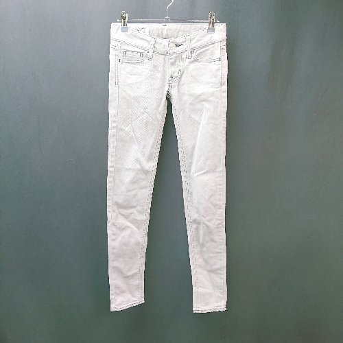 ◇ SLY JEANS タイト 細身