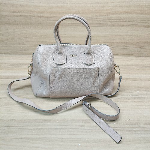 ◇ FURLA ファスナー付き 2way　大容量サイズ 内ポケットファスナー付き ハンドバッグ ピンクブラウン レディース E 【中古】