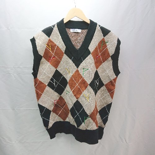 ◇ b STUDIO クルーネック 起毛 総柄 チェック柄 シンプル ノースリーブ ベスト 表記なし ブラウン系 レディース E 【中古】