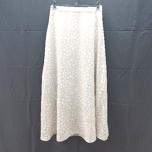 ◇ ROPE PICNIC ロペピクニック シンプル 花柄 ロング丈 フレア スカート サイズ38 ベージュ レディース E 【中古】 ◇ ROPE PICNIC ロペピクニック シンプル 花柄 ロング丈 フレア スカート サイズ38 ベージュ レディース E 【中古】