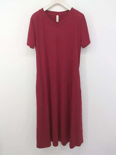 ◇ JUNOAH ジュノア Vネック 半袖 膝下丈 ワンピース サイズM レッド レディース P 【中古】 ◇ JUNOAH ジュノア Vネック 半袖 膝下丈 ワンピース サイズM レッド レディース P 【中古】