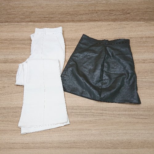 ◇ 《 GRL まとめ商品 2点セット サイズS センタープレス ストレッチ パンツ レザースカート レディース 》 E 【中古】