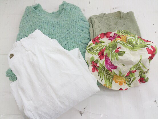 ■ 《 NANNG9 select MOCA まとめ売り4点セット サイズFのみ セーター パンツ 帽子 レディース 》 P 【中古】