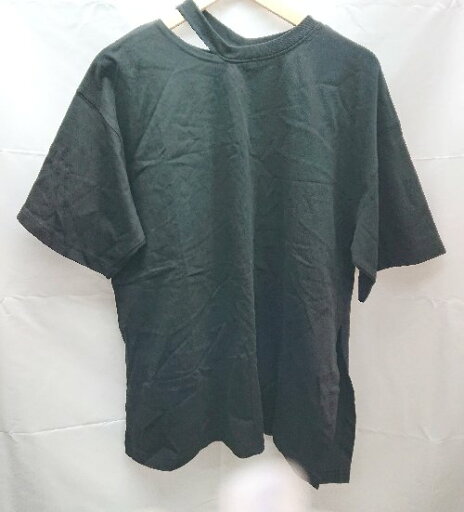 ◇ JEANASIS ジーナシス 無地 スリット 半袖 Tシャツ カットソー サイズF ブラック レディース E 【中古】 ◇ JEANASIS ジーナシス 無地 スリット 半袖 Tシャツ カットソー サイズF ブラック レディース E 【中古】